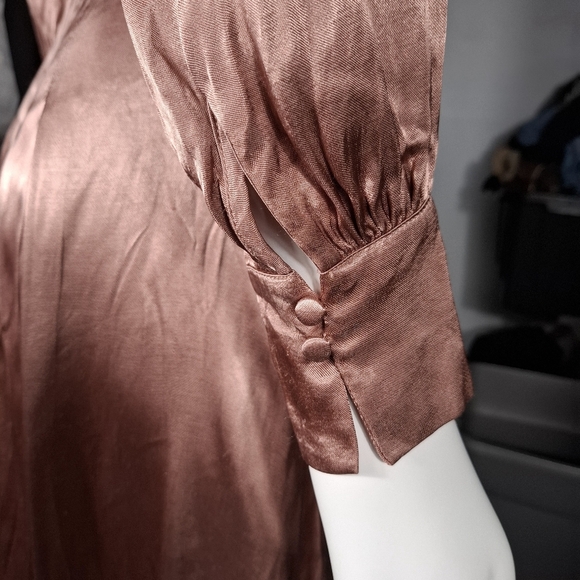 H&M Viscose Long Sleeve Faux Wrap Pale Pink Satin Midi Dress Size Small - Picture 8 of 12